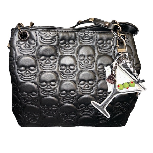 BETSEY JOHNSON BLACK SKULL DOUBLE HANDLE TOTE W/ RHINESTONE MARTINI PURSE CHARM - Picture 3 of 14